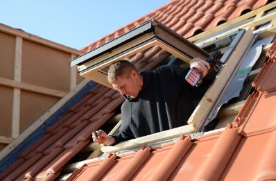 Pose de fenêtres de toit Velux à Plessé